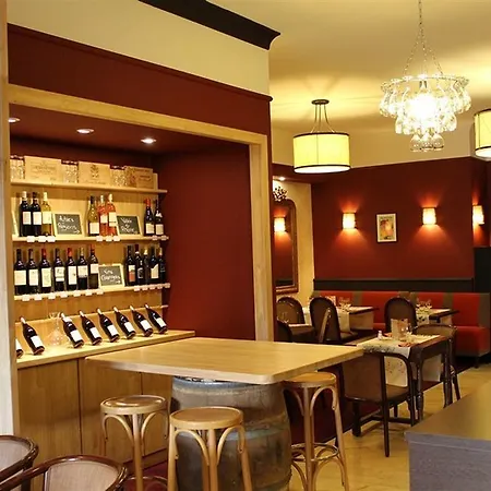 The Originals City, Bristol, מלון Le Puy-en-Velay